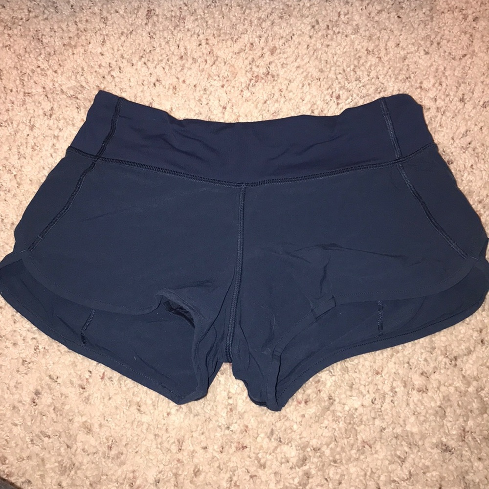 Lululemon shorts 2.5 inseam size 2